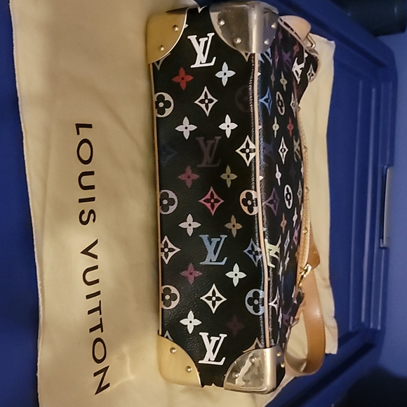 Louis Vuitton handbag - Picture 6 of 6